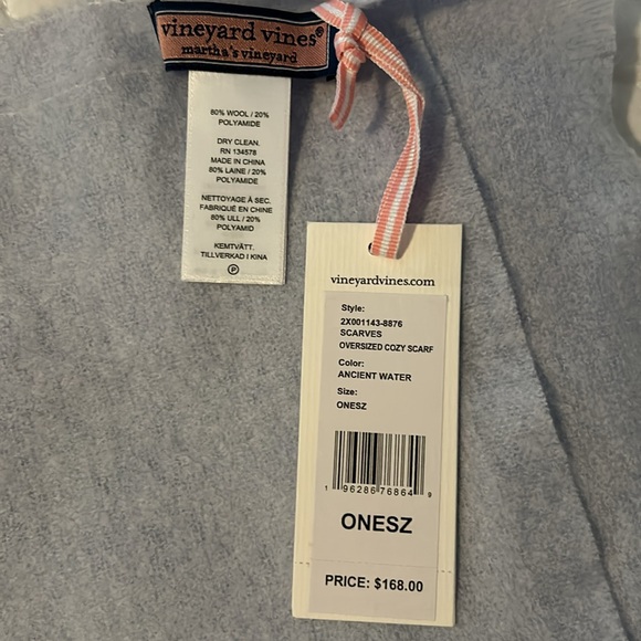 Women’s Vineyard Vines Oversized Scarf NWT - Picture 2 of 4